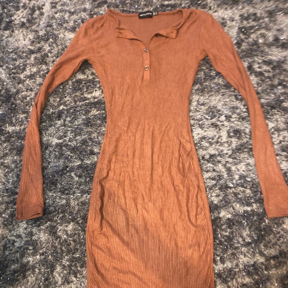 Tight brown dress